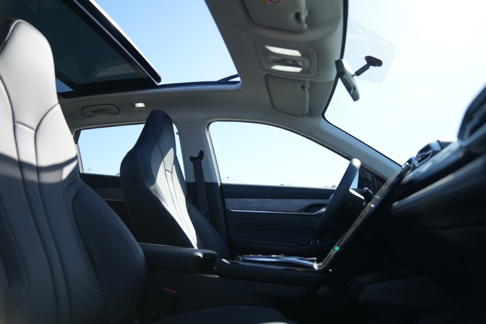 Dongfeng Mage Full Hybrid SUV